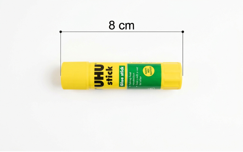 How Big is 8 cm